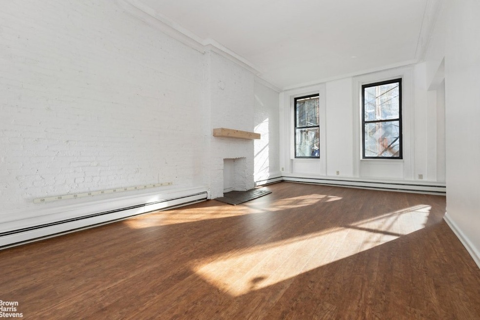 550 Laguardia Place unit 1 N, New York, NY 10012 - photo 1