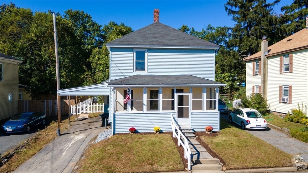 918 Main St, Clinton, MA 01510 - photo 1