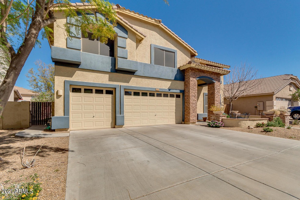 2776 E Elmwood Place