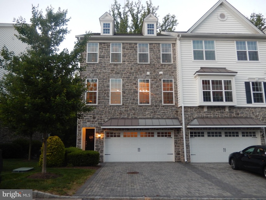 307 Corvus Cir, Media, PA 19063 - photo 1