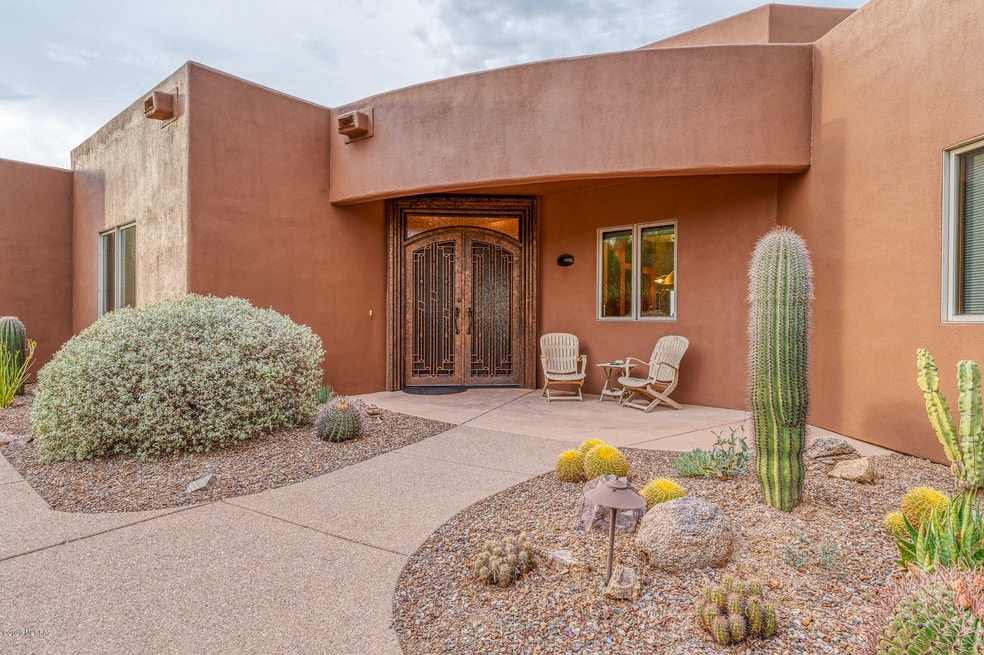 4894 W Saguaro Cliffs Drive