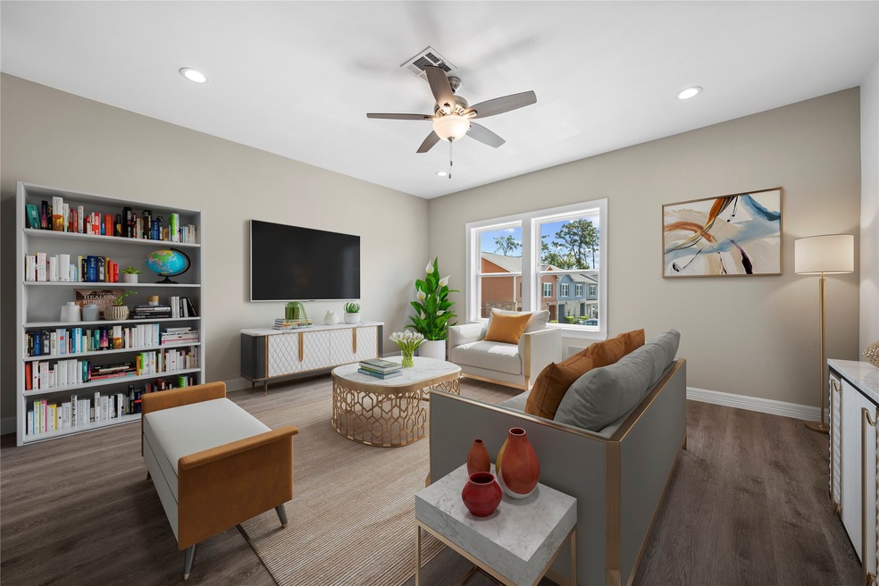 5262 Ella Blvd unit 408, Houston, TX 77018 - photo 1