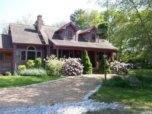 7 Gosnold St, Mattapoisett, MA 02739 - photo 1