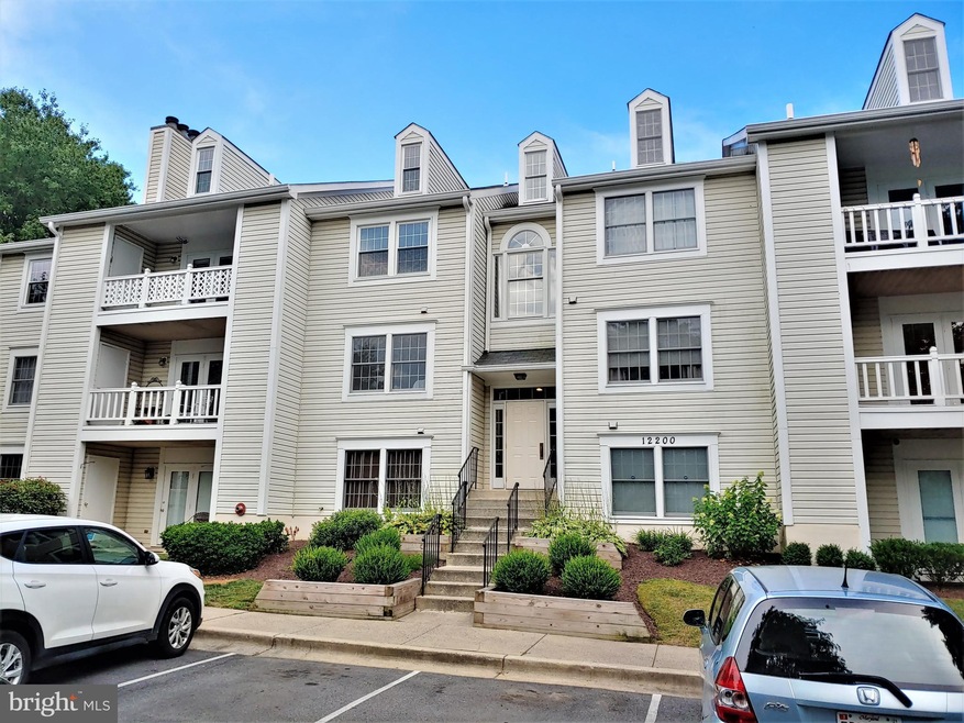 12200 Eagles Nest Ct unit J, Germantown, MD 20874 - photo 1