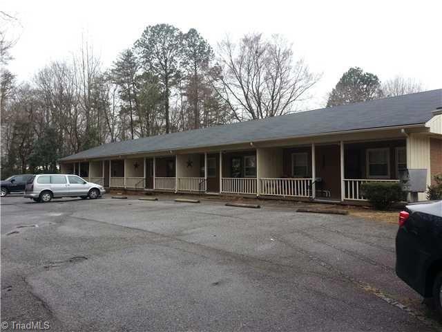 1012 Chisholm Rd, Ramseur, NC 27316 - photo 1