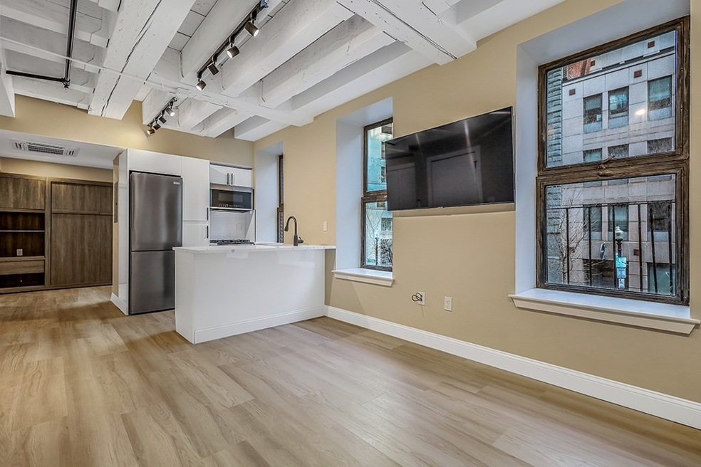 67 Broad St unit 201, Boston, MA 02109 - photo 1