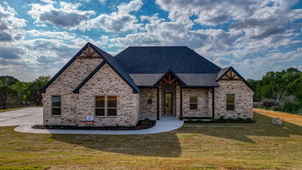 1850 Thompson Rd, Weatherford, TX 76087 - photo 1