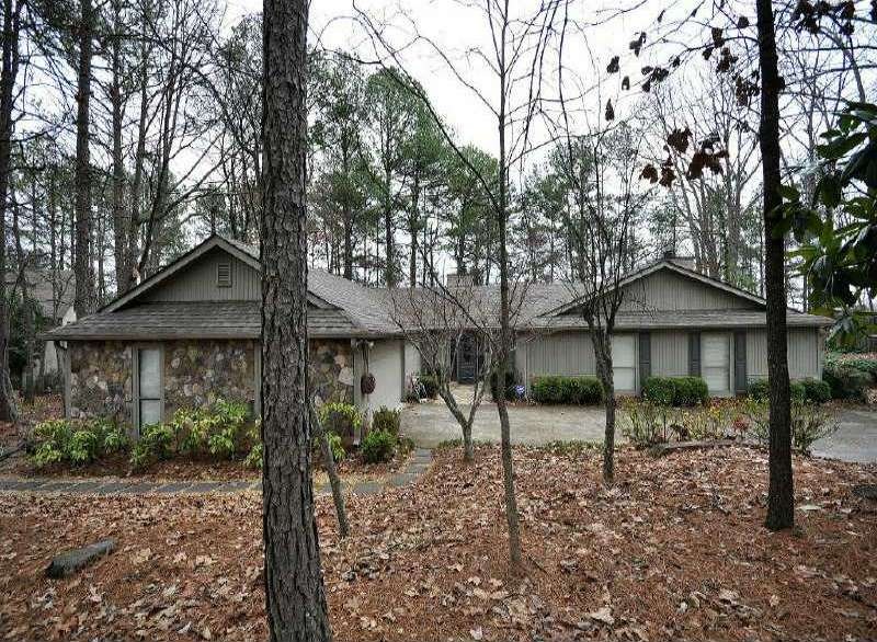 Exterior Front. AMAZING 3 BEDROOM 2.5 BATH RANCH H