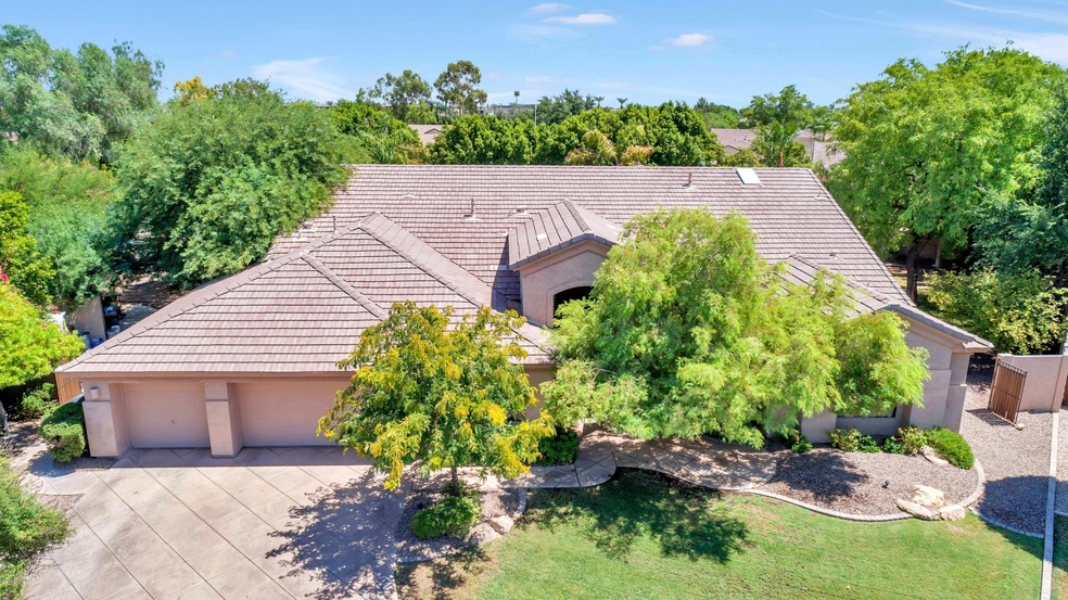 1025 W Enfield Pl - Aerial 3