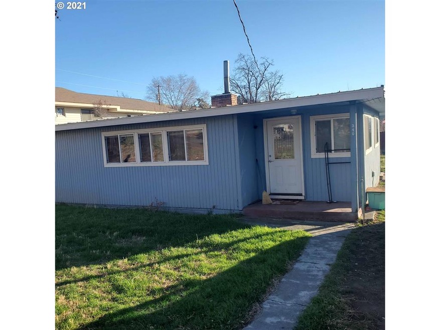340 E Aiken St, Heppner, OR 97836 - photo 1