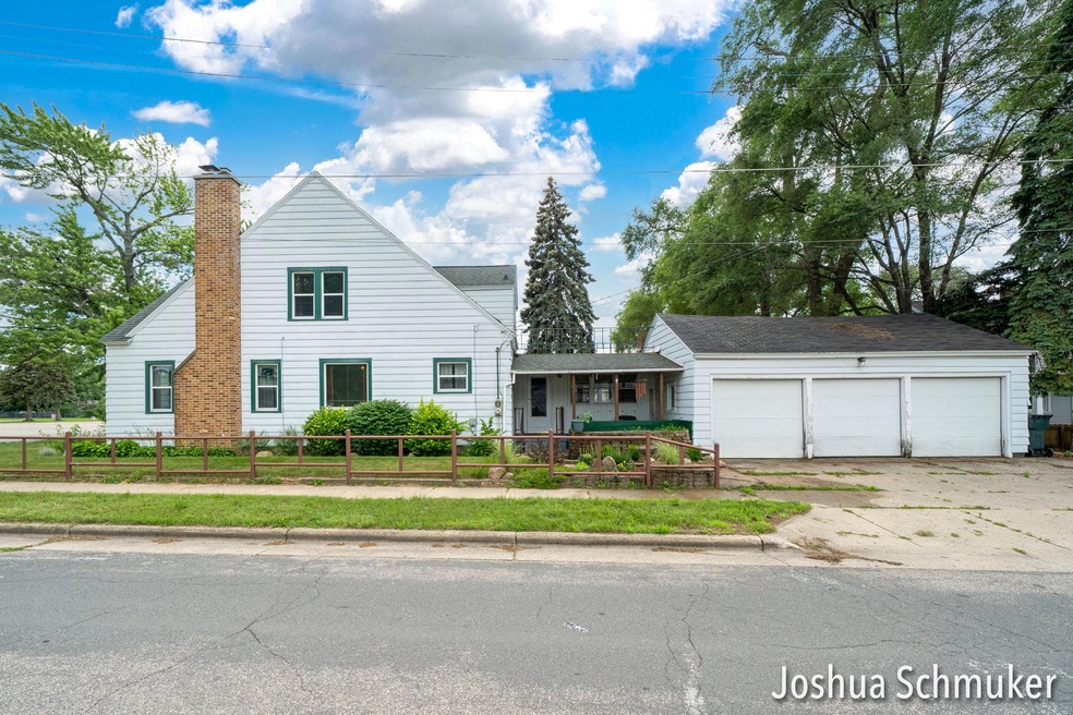 4651 Division Ave Se, Wyoming, MI 49548-