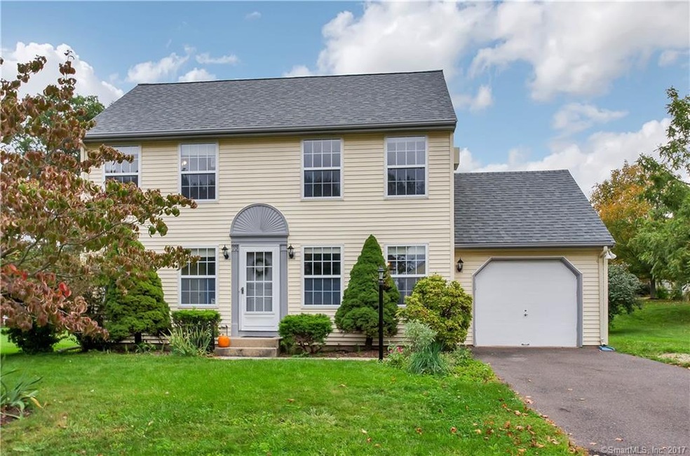 70 Columbia Dr, Manchester, CT 06042 - photo 1