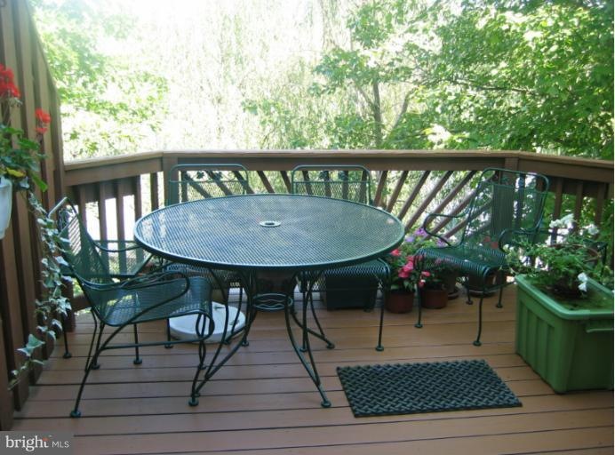 2740 Quarry Heights Way, Baltimore, MD 21209 - photo 1