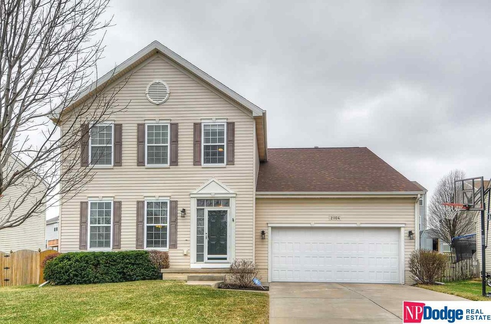 2104 S River Rock Dr, Papillion, NE 68046 - photo 1