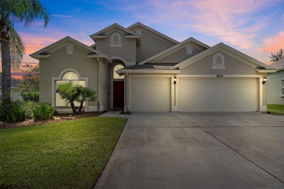 5909 Wedgefield Dr, Zephyrhills, FL 33541 - photo 1