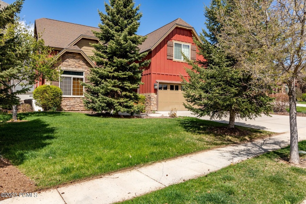 0_Exterior_1800x1200_3861682