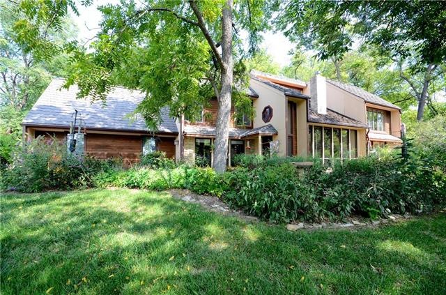 Fantastic earth contact passive solar home in Red 