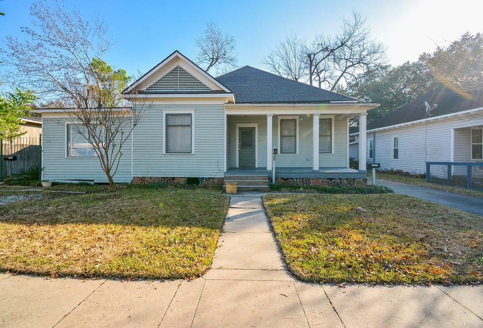 1040 Columbia St unit A, Houston, TX 77008 - photo 1