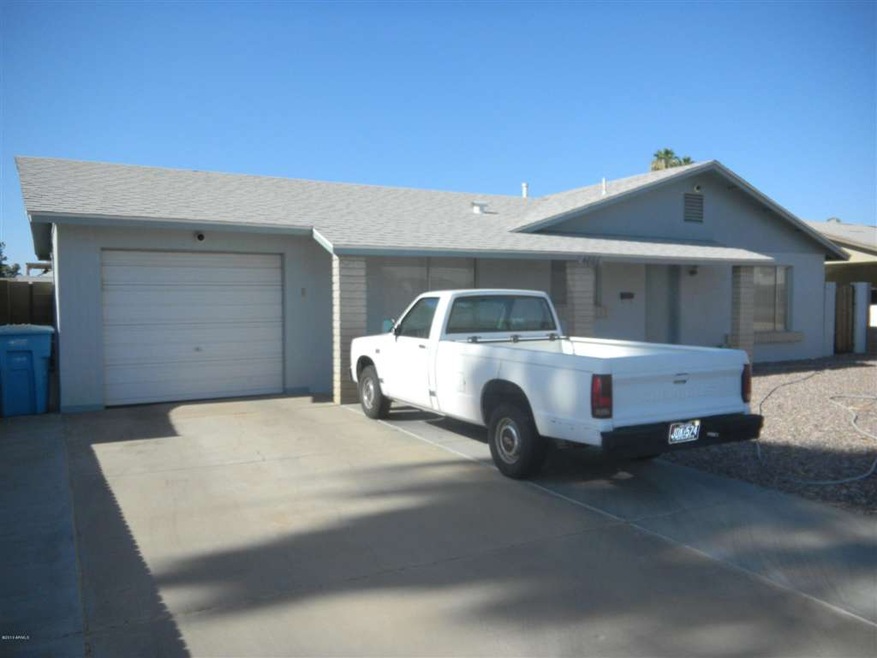 Front view of home