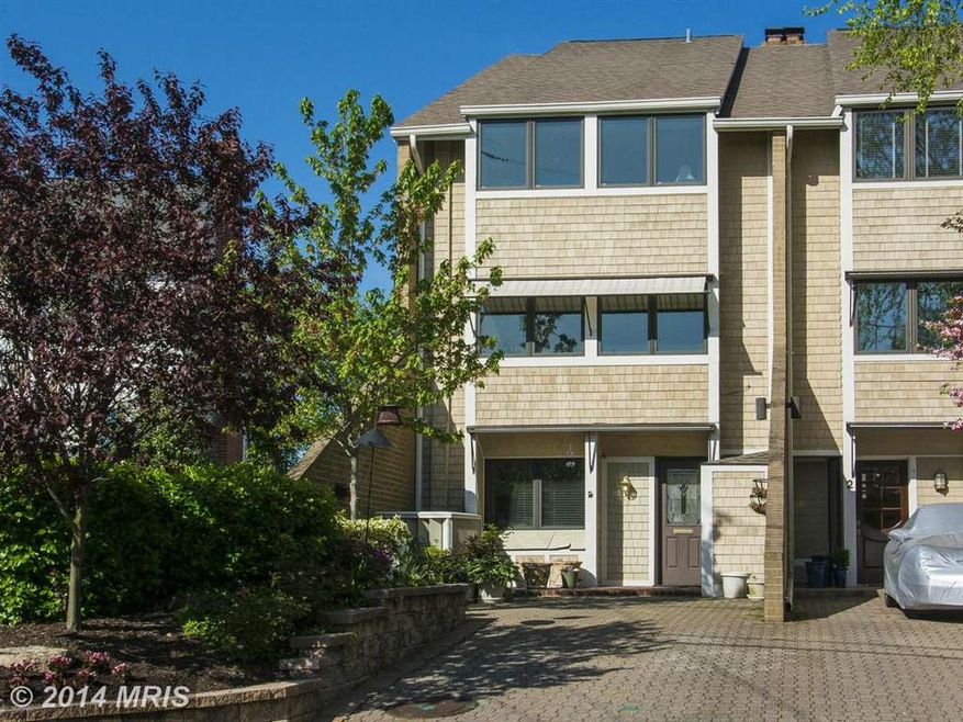 1 Horn Point Ct, Annapolis, MD 21403 - photo 1