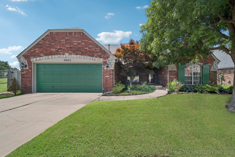 3602 N Ironwood Place, Broken Arrow, OK 74012 - photo 1