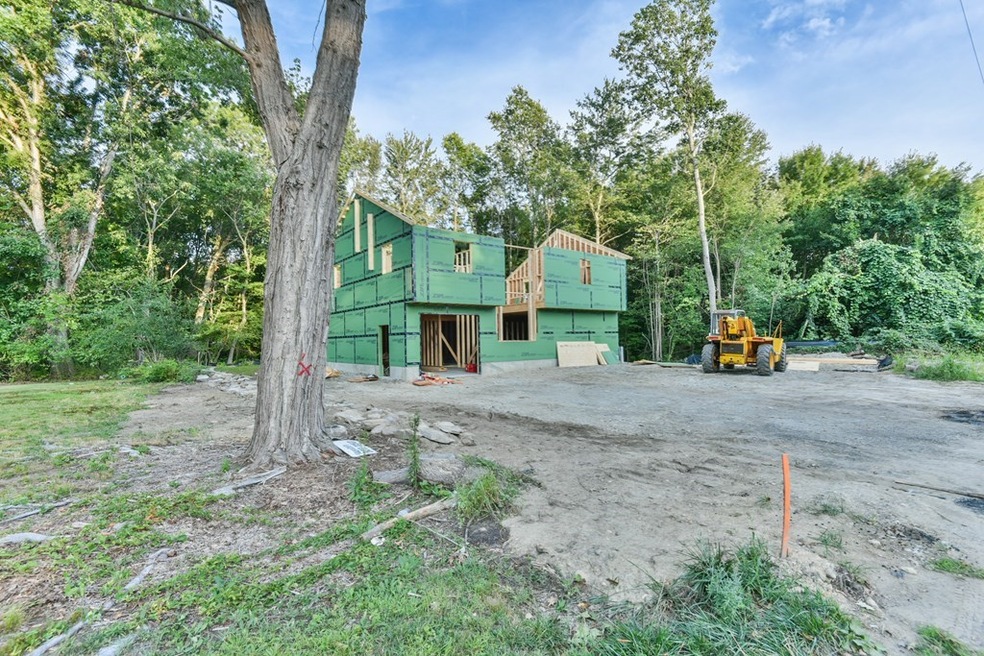 891 School St, Webster, MA 01570 - photo 1