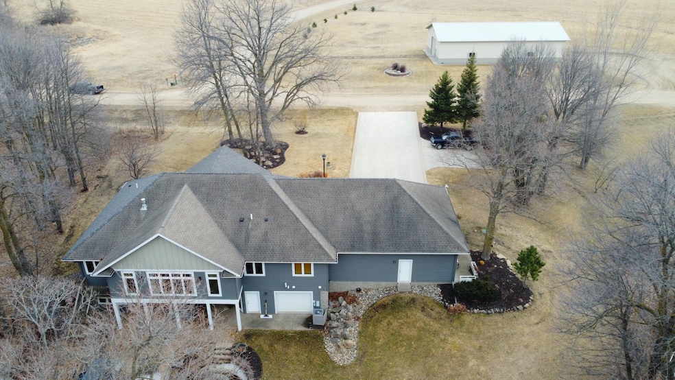 Pending $699,000