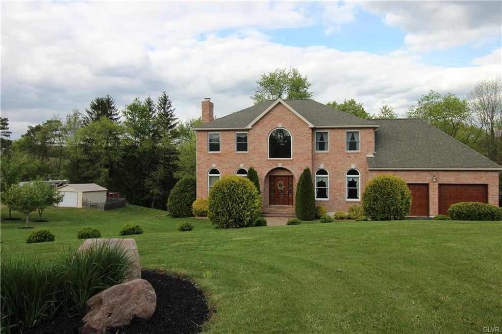 129 Robin Ln, Kunkletown, PA 18058 - photo 1