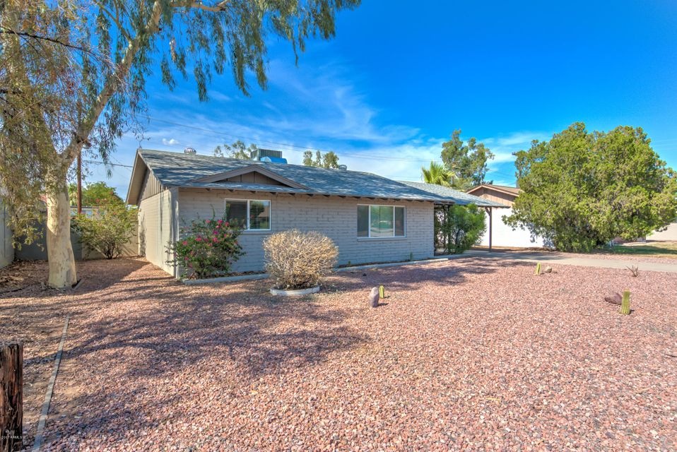 1836 E Palmcroft Dr-1