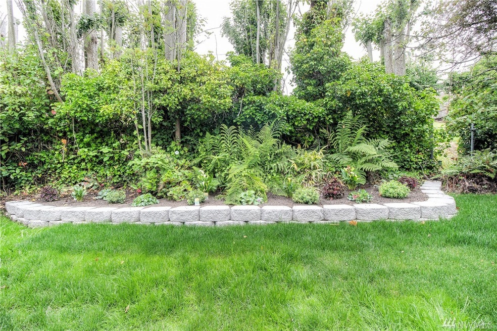 1030 Glen St, Edmonds, WA 98020 - photo 1