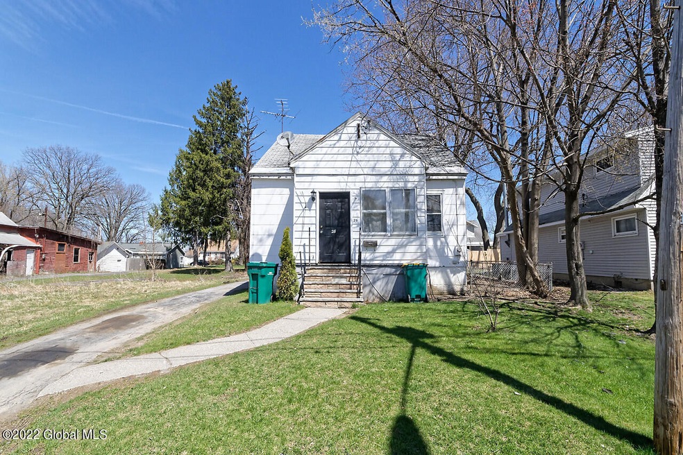 28 Pennsylvania Ave, Rensselaer, NY 12144 - photo 1