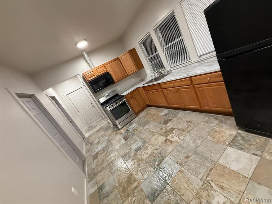 For Rent $1,300/month