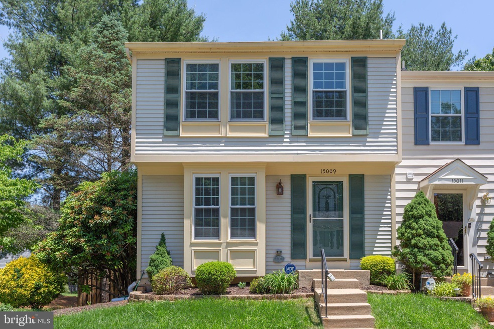 15009 Oak Crest Ct, Dumfries, VA 22025 - photo 1