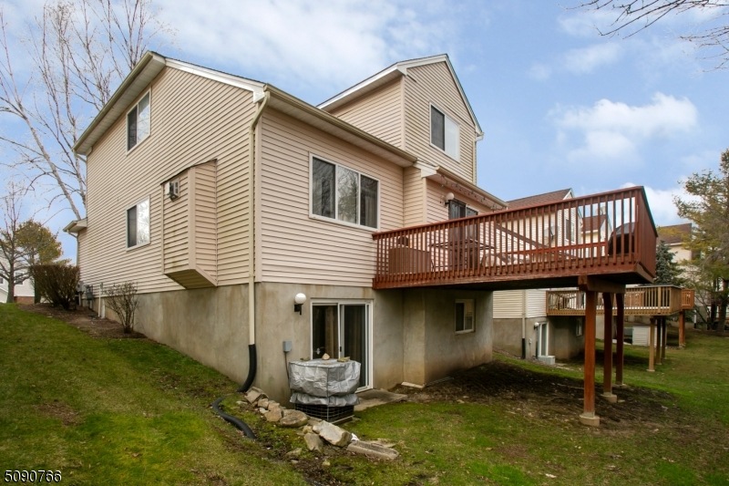 9 Bitter Root Trail, Hamburg, NJ 07419 - photo 1