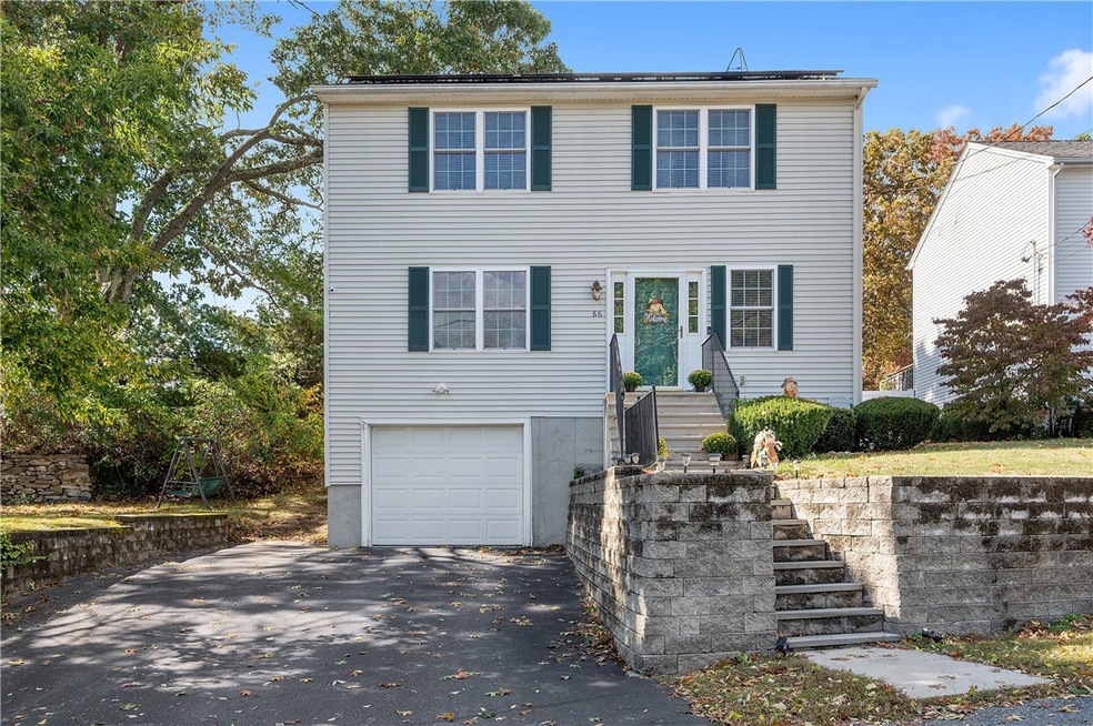 86 Beacon Ave, Woonsocket, RI 02895 - photo 1