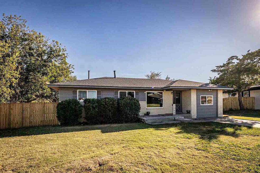1707 NW 44th St, Lawton, OK 73505 - photo 1