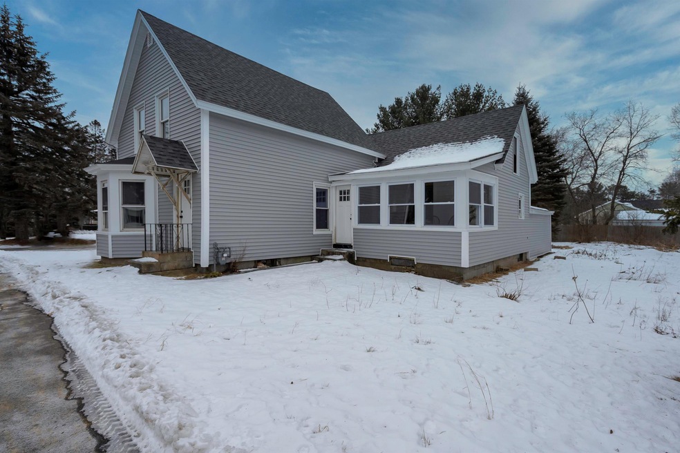 52 Pembroke Rd, Concord, NH 03301 - photo 1