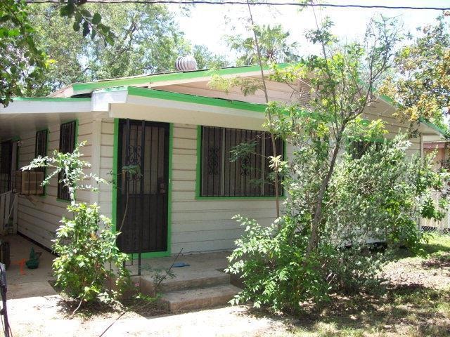 106 N Libertad St, Weslaco, TX 78596 - photo 1
