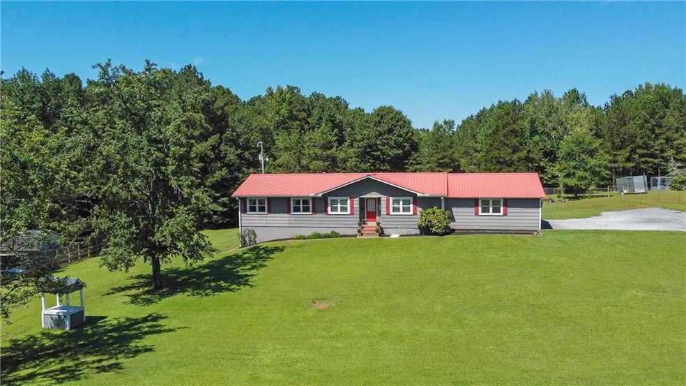 2960 NE Miller Bottom Rd, Loganville, GA 30052 - photo 1