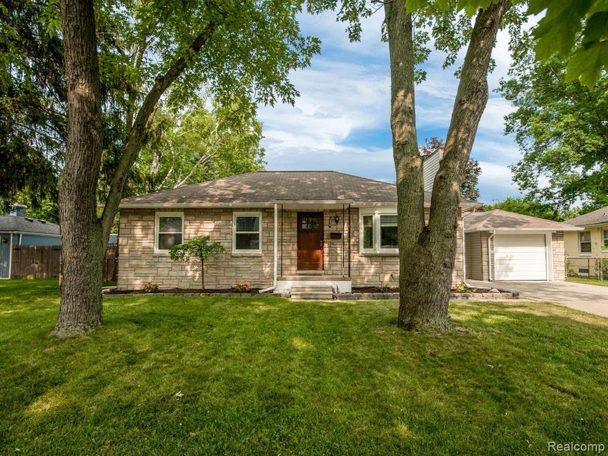 250 Wilson Ave Clawson MI-002-002-250 Wilson00002-