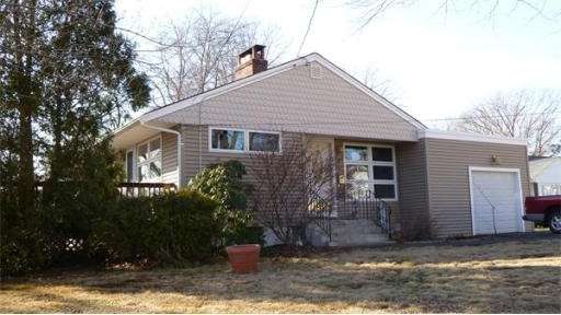 4 Bonneau St, North Attleboro, MA 02760 - photo 1