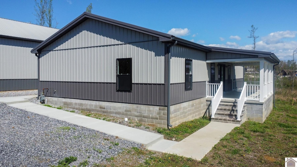 Under Contract $484,900