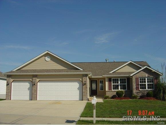 6719 Crossington Dr, Maryville, IL 62062 - photo 1