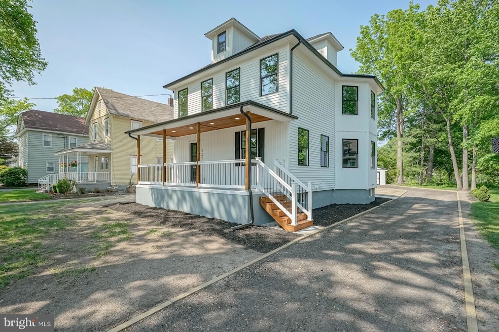 327 S 3rd St, Hammonton, NJ 08037 - photo 1