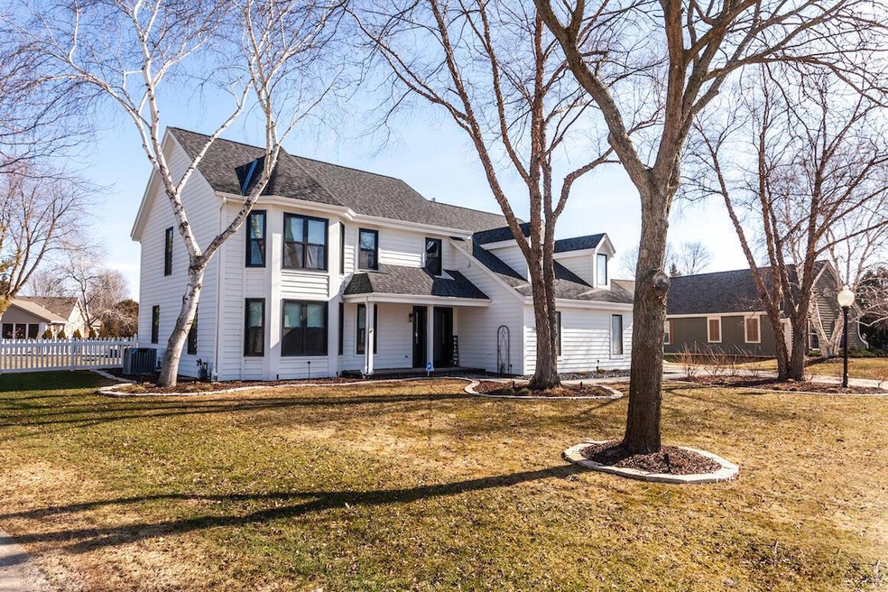 1483 Turnberry Circle 47