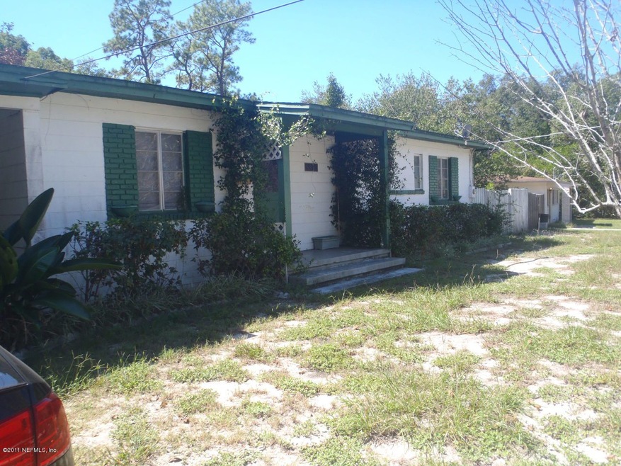 8930 Macarthur Ct S, Jacksonville, FL 32216 - photo 1