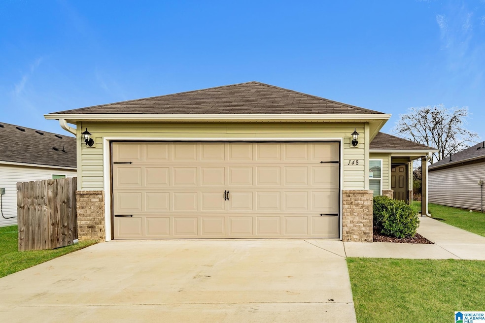 148 Jonathan Dr, Odenville, AL 35120 - photo 1