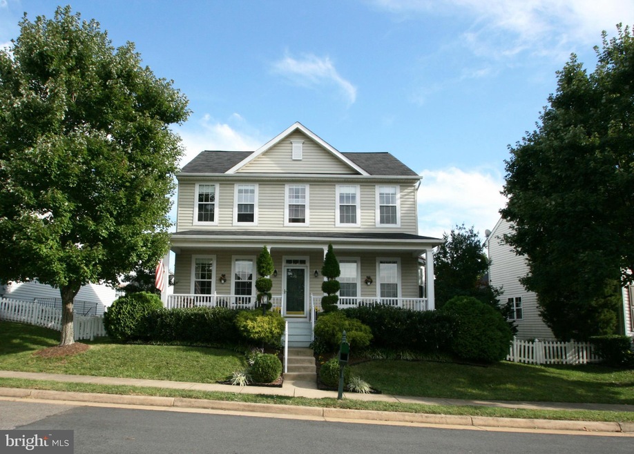 12415 Burghead Dr, Bristow, VA 20136 - photo 1