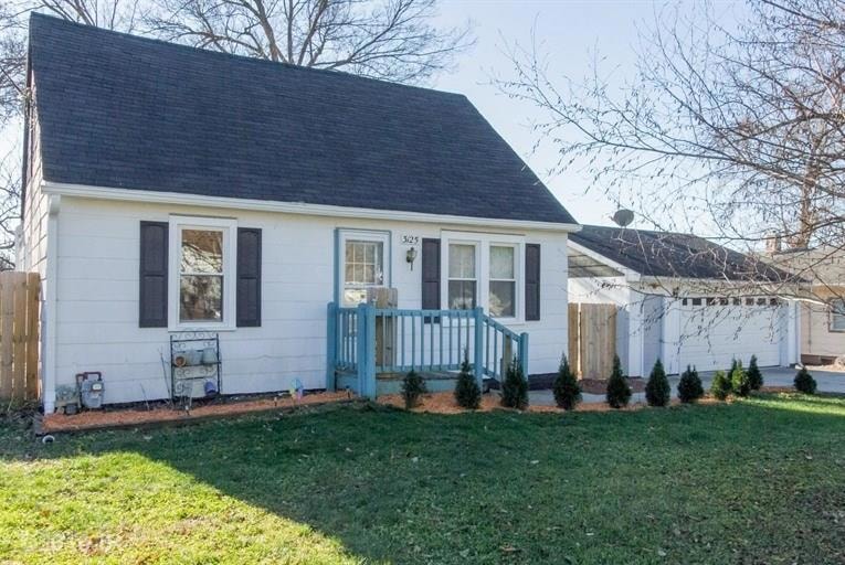 3125 E Douglas Ave, Des Moines, IA 50317 - photo 1