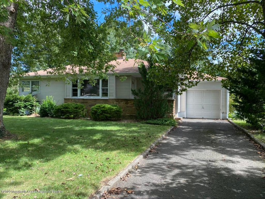 39 Louis Cir, Red Bank, NJ 07701 - photo 1